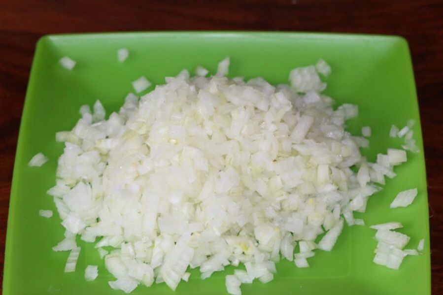 onion and garlic for foot mushrooms